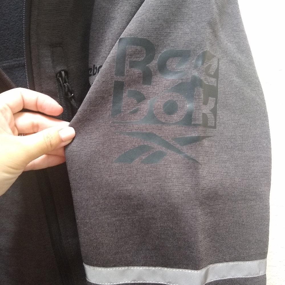 Men's Reebok Soft Shell Hoodie Jacket - Picture 5 of 6